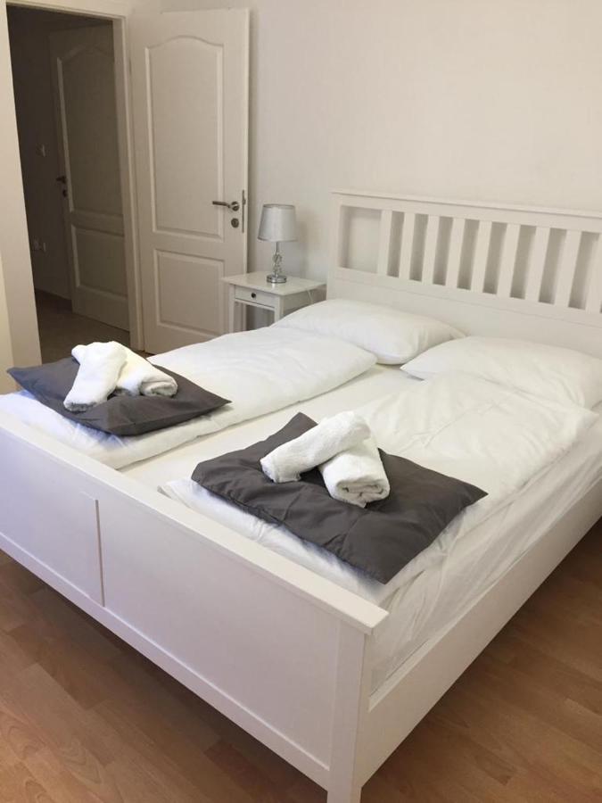 נובליה Apartments Rina מראה חיצוני תמונה