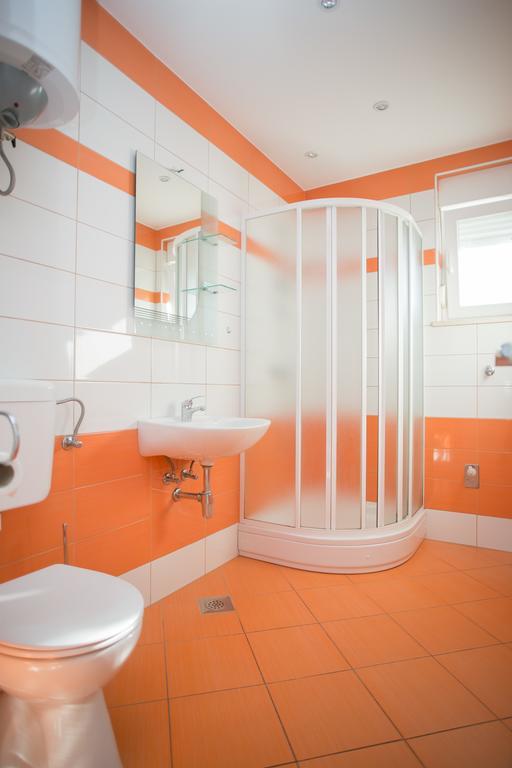 נובליה Apartments Rina מראה חיצוני תמונה