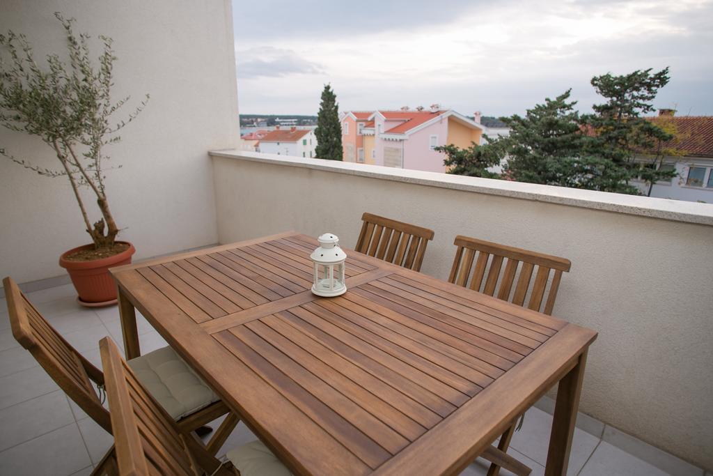 נובליה Apartments Rina מראה חיצוני תמונה