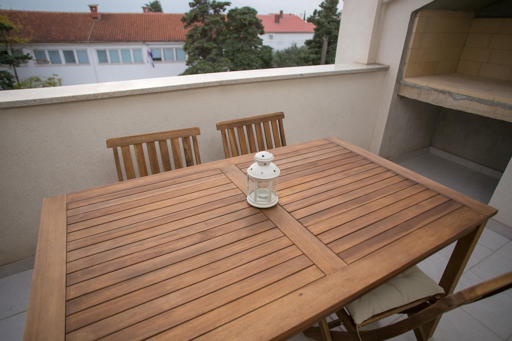 נובליה Apartments Rina מראה חיצוני תמונה